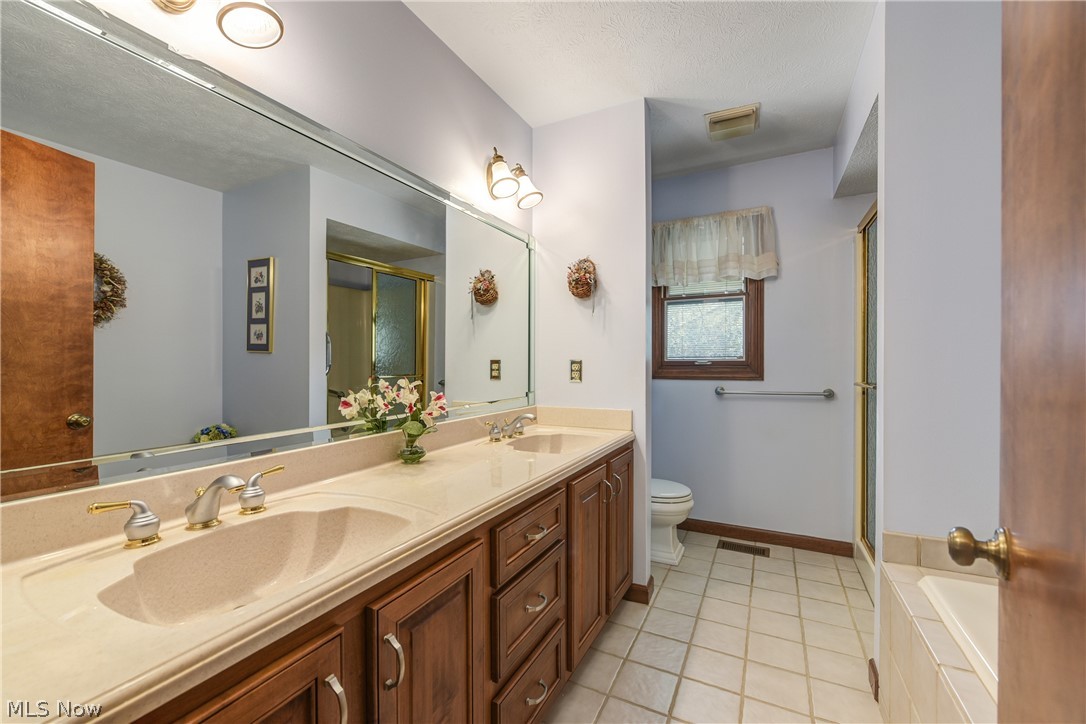 2049 Rusnak Trail Broadview Heights OH 44147