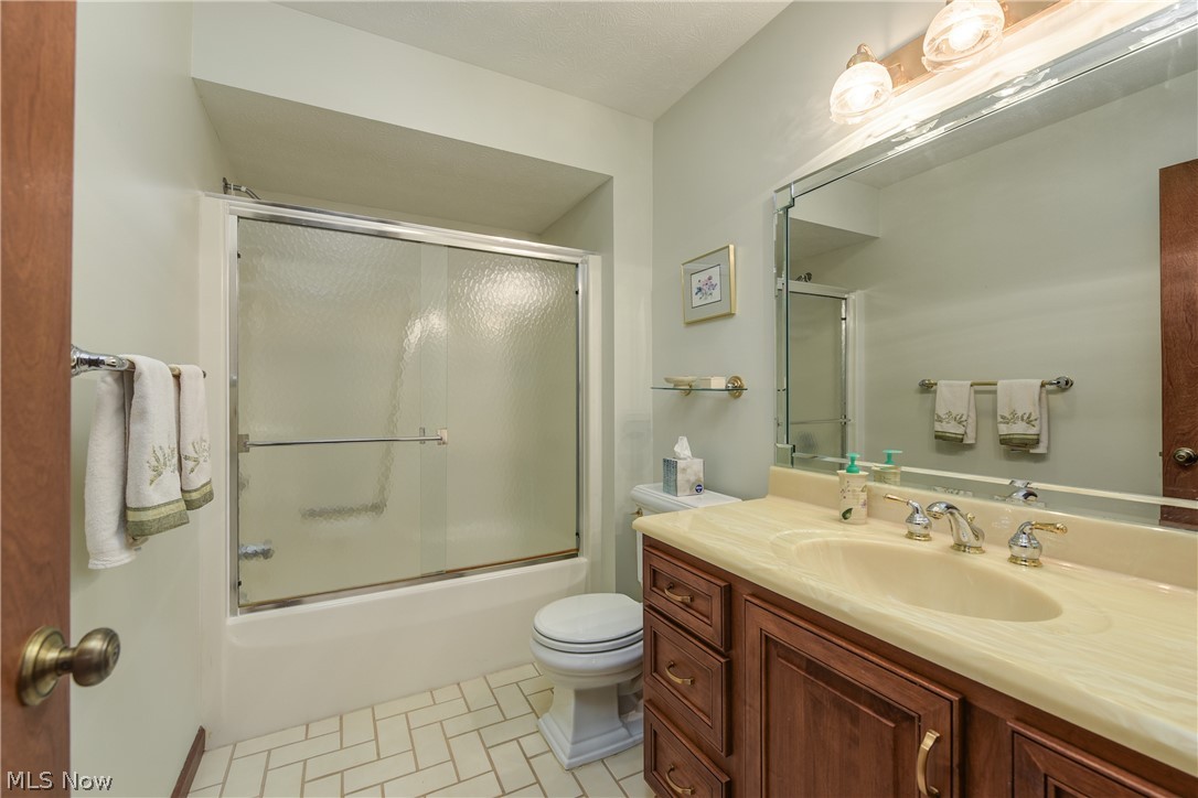2049 Rusnak Trail Broadview Heights OH 44147