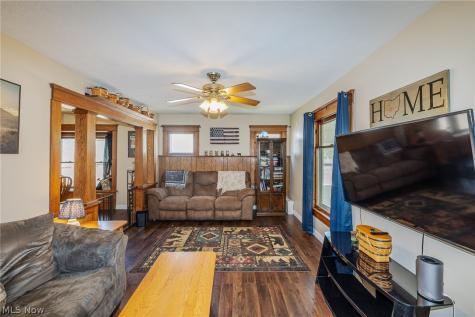 2332 17th Street SW Akron OH 44314