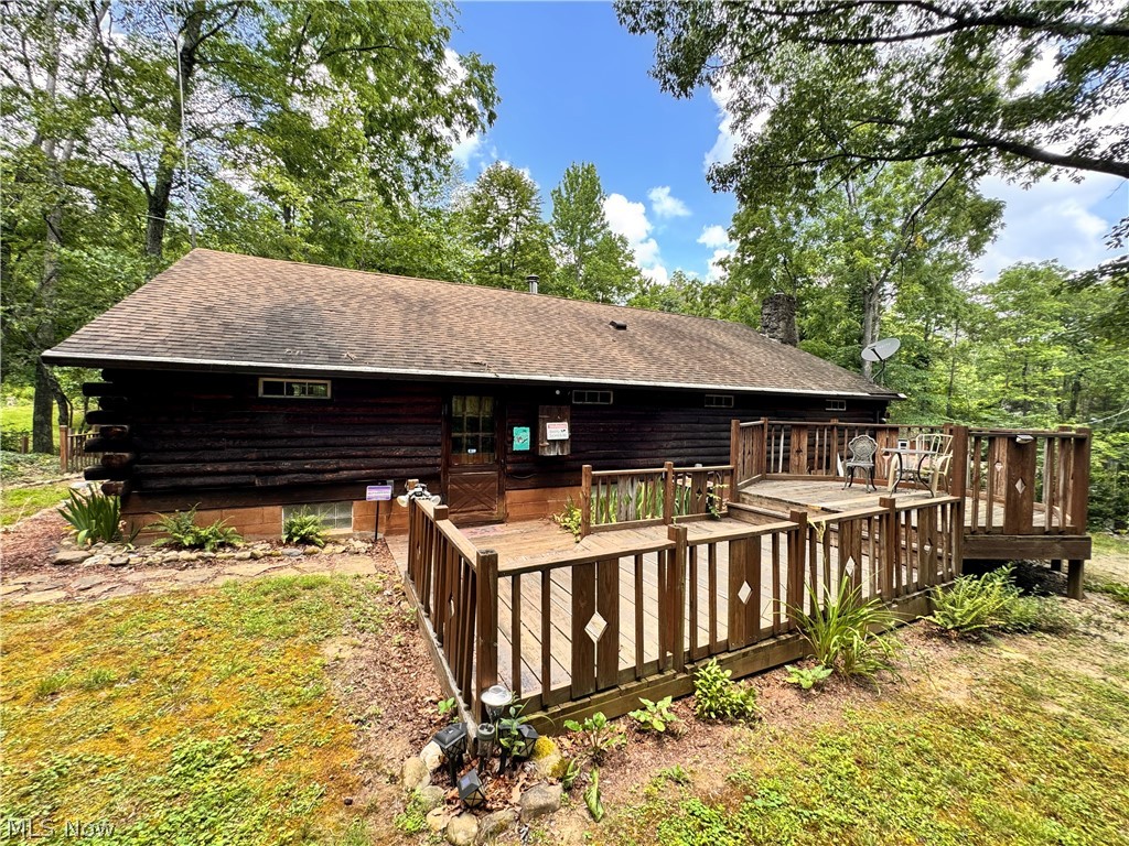3239 Salineville Road NE Carrollton OH 44615