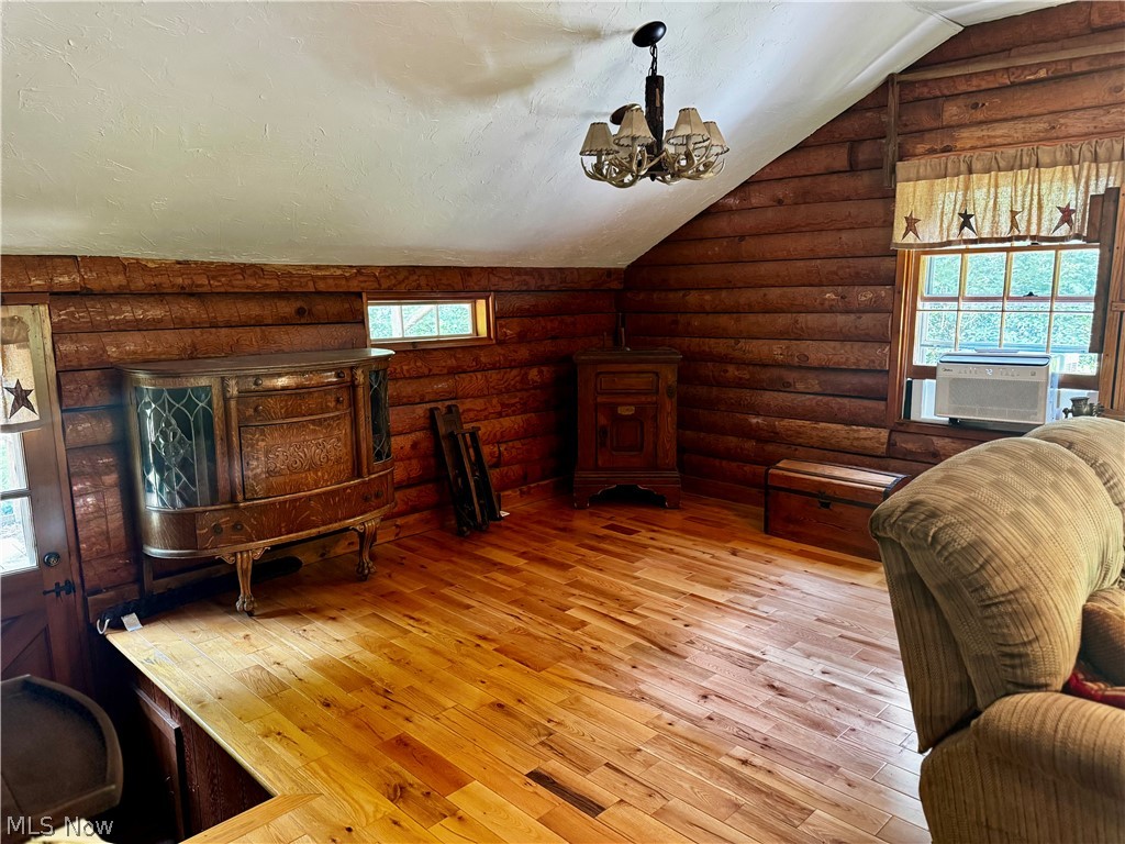 3239 Salineville Road NE Carrollton OH 44615