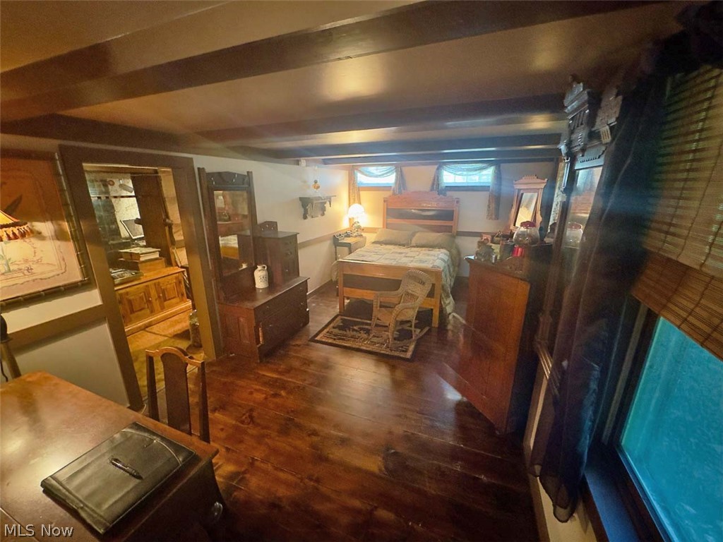 3239 Salineville Road NE Carrollton OH 44615