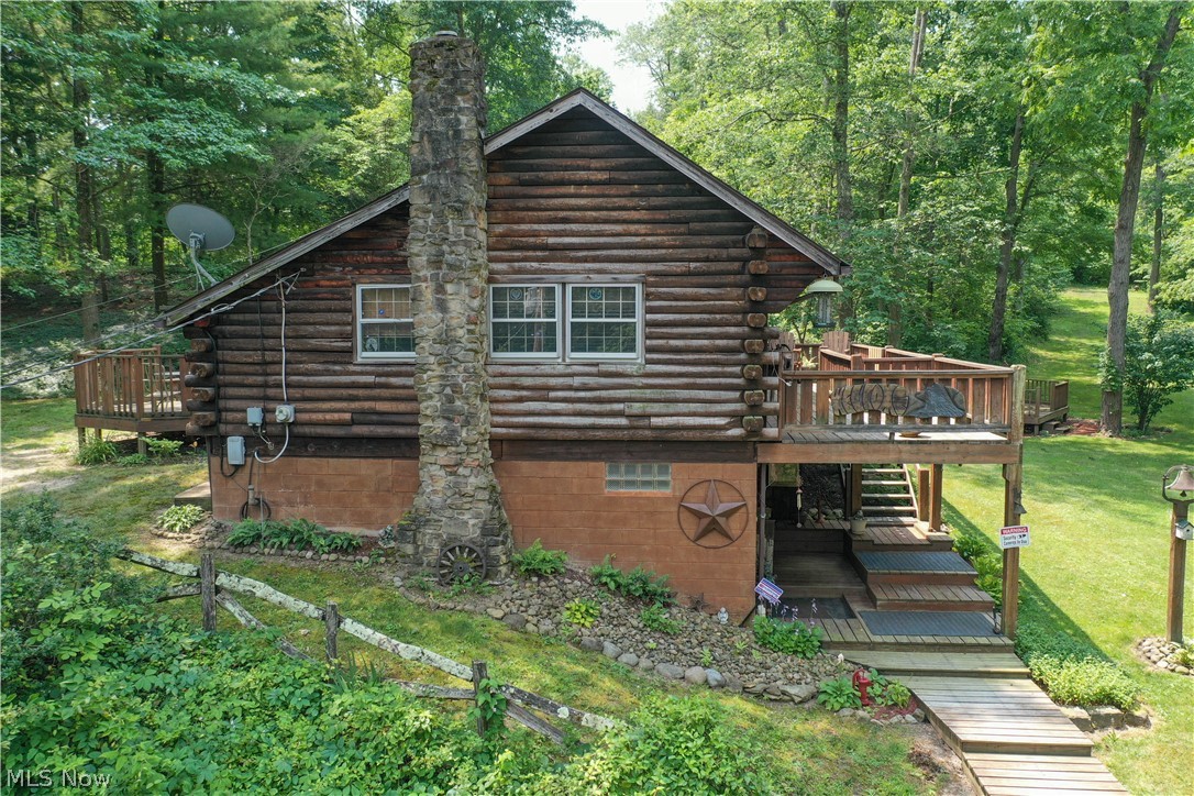 3239 Salineville Road NE Carrollton OH 44615