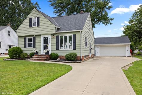5220 Nan Linn Drive Willoughby OH 44094