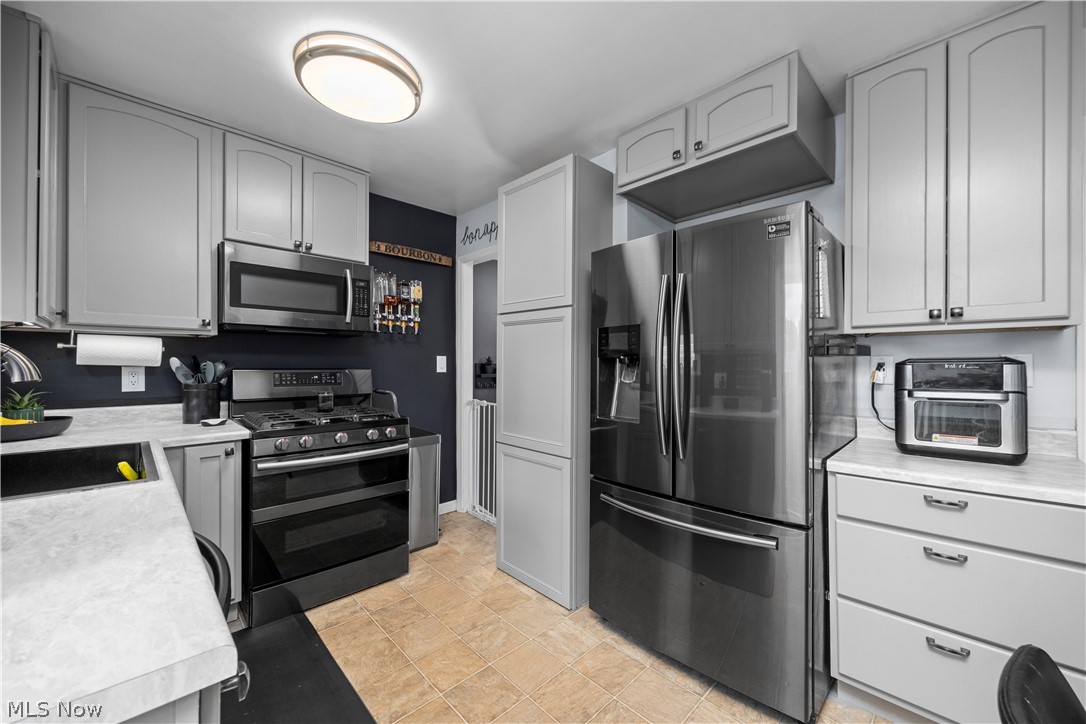 5220 Nan Linn Drive Willoughby OH 44094