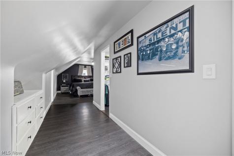 5220 Nan Linn Drive Willoughby OH 44094