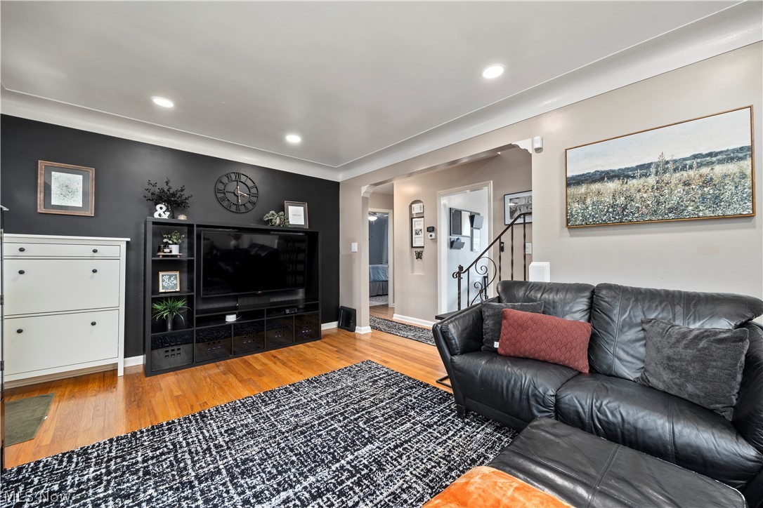 5220 Nan Linn Drive Willoughby OH 44094