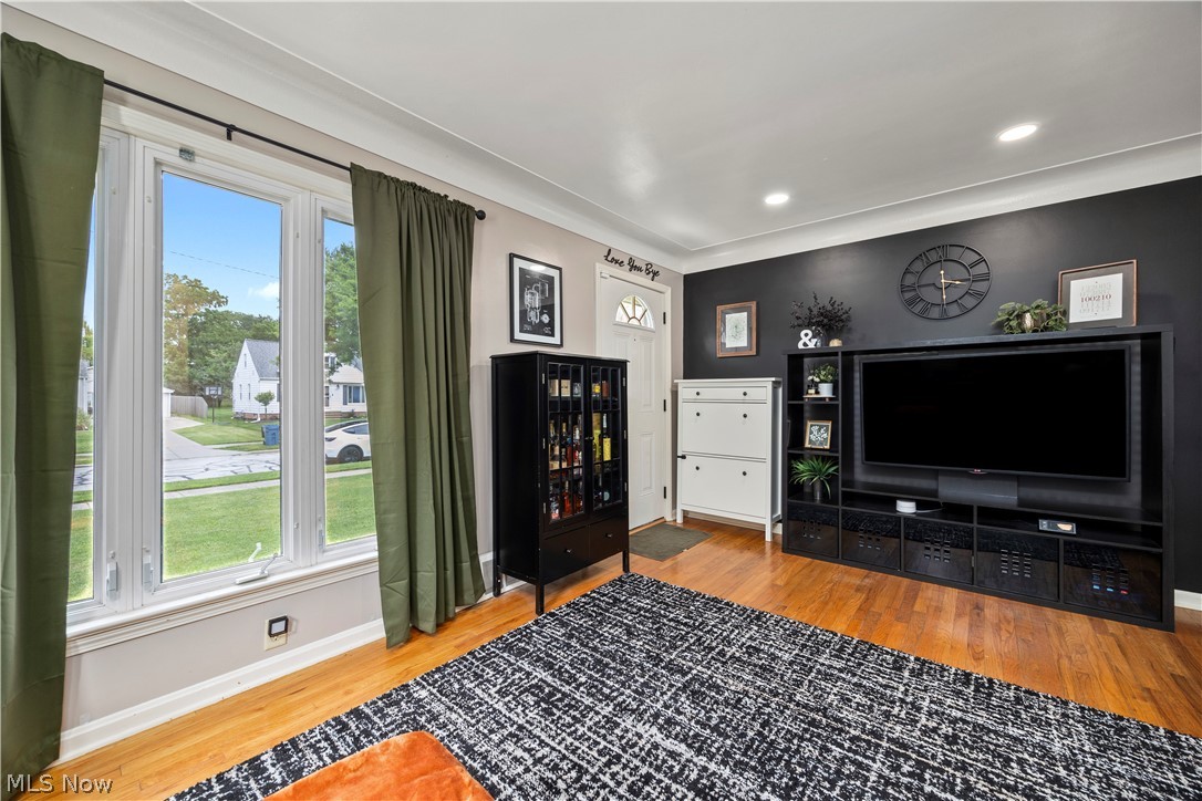 5220 Nan Linn Drive Willoughby OH 44094