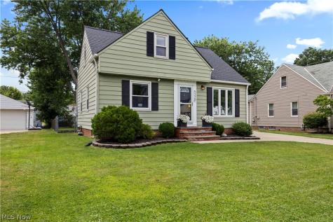 5220 Nan Linn Drive Willoughby OH 44094