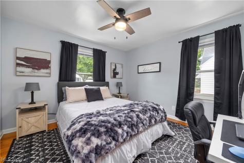 5220 Nan Linn Drive Willoughby OH 44094