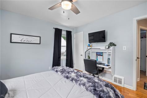 5220 Nan Linn Drive Willoughby OH 44094