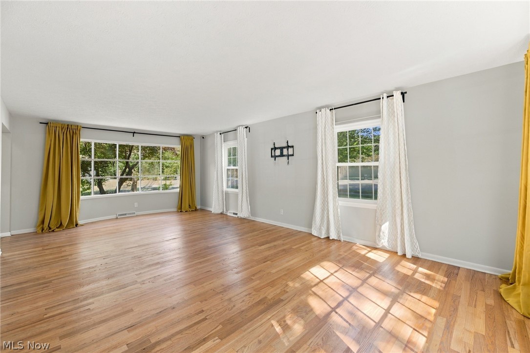 16506 Fernway Road Shaker Heights OH 44120