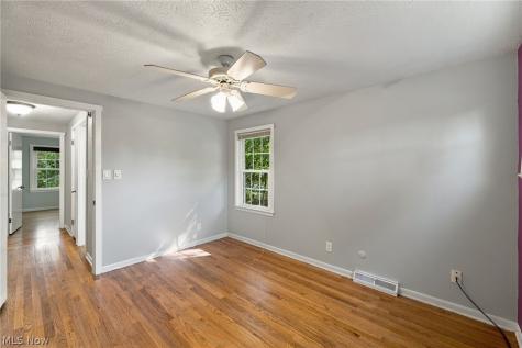 16506 Fernway Road Shaker Heights OH 44120