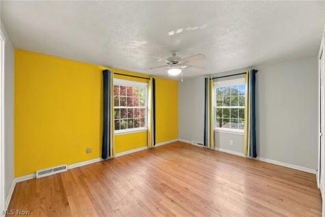16506 Fernway Road Shaker Heights OH 44120