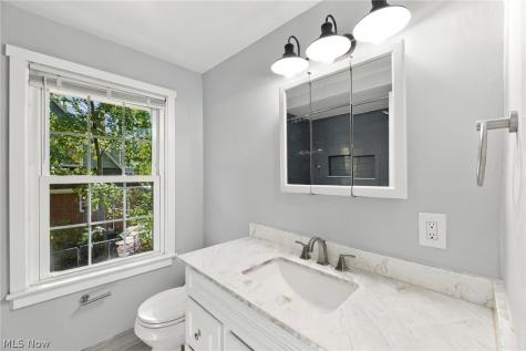 16506 Fernway Road Shaker Heights OH 44120