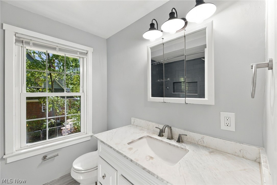 16506 Fernway Road Shaker Heights OH 44120