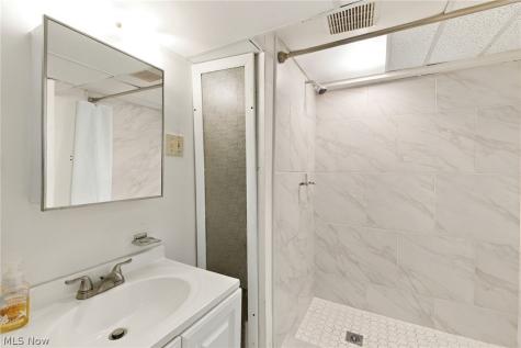 16506 Fernway Road Shaker Heights OH 44120