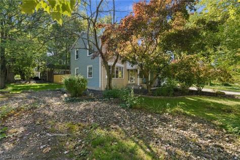 16506 Fernway Road Shaker Heights OH 44120