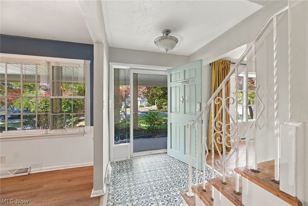 16506 Fernway Road Shaker Heights OH 44120