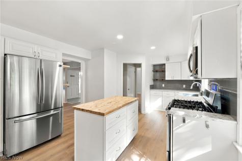 16506 Fernway Road Shaker Heights OH 44120