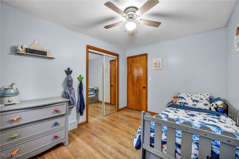 7241 Greenleaf Avenue Parma OH 44130