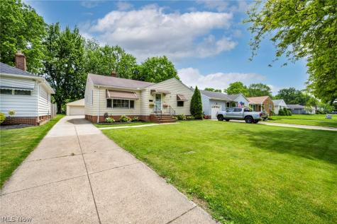 7241 Greenleaf Avenue Parma OH 44130