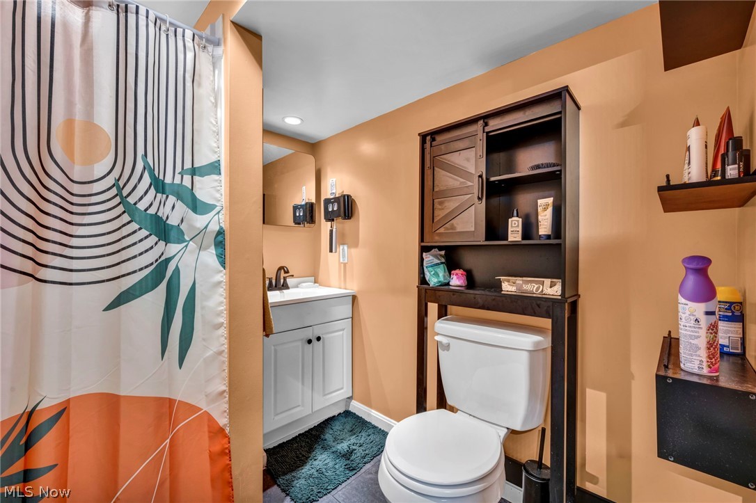 7241 Greenleaf Avenue Parma OH 44130