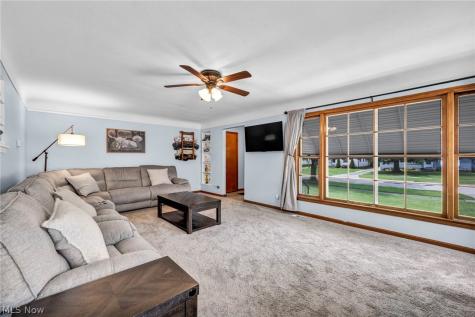 7241 Greenleaf Avenue Parma OH 44130