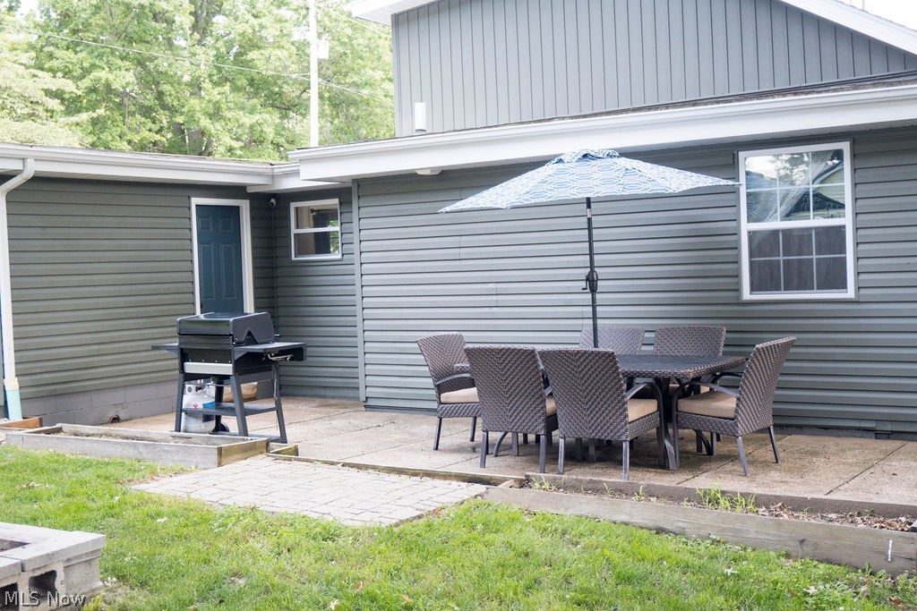 3135 Buttercup Avenue Coventry OH 44319