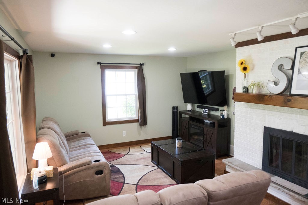 3135 Buttercup Avenue Coventry OH 44319
