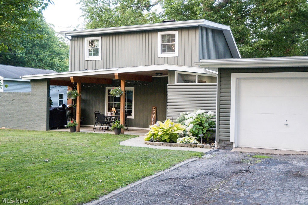 3135 Buttercup Avenue Coventry OH 44319