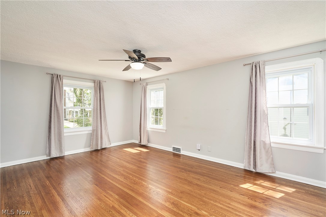 126 Bennington Road Akron OH 44313