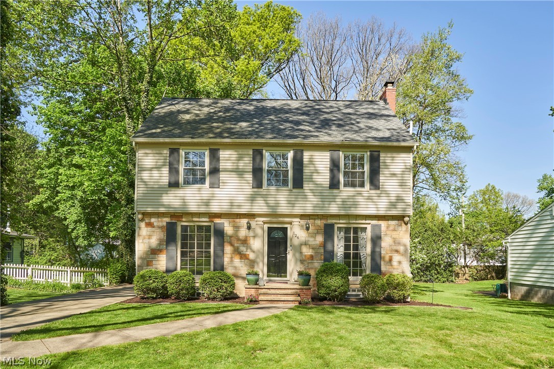 126 Bennington Road Akron OH 44313