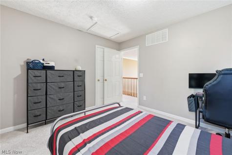 4709 Quincy Drive Akron OH 44321