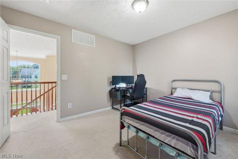 4709 Quincy Drive Akron OH 44321