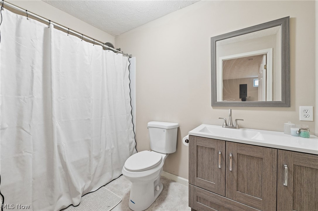 4709 Quincy Drive Akron OH 44321
