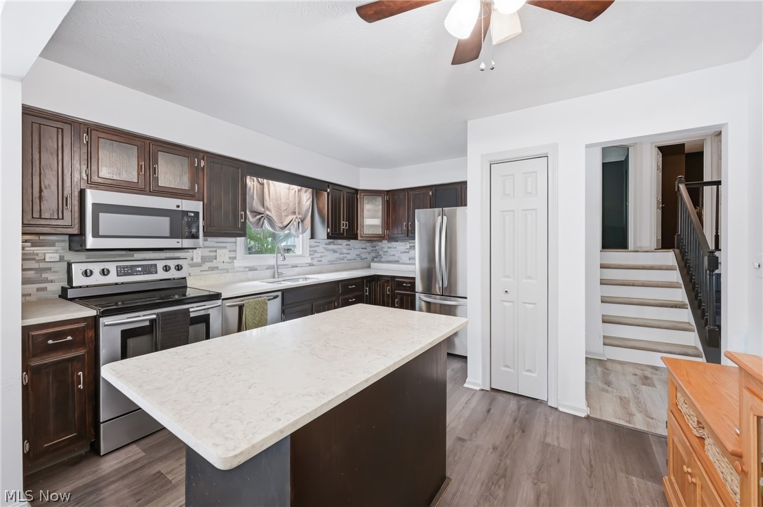 352 Rosewae Avenue Cortland OH 44410
