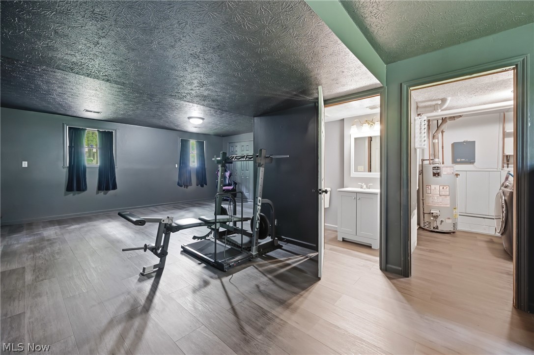 352 Rosewae Avenue Cortland OH 44410