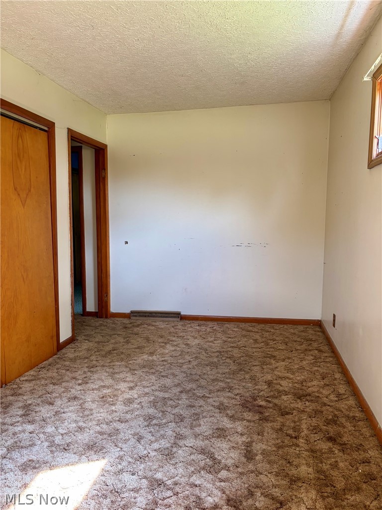 5802 State Route 212 Mineral City OH 44656