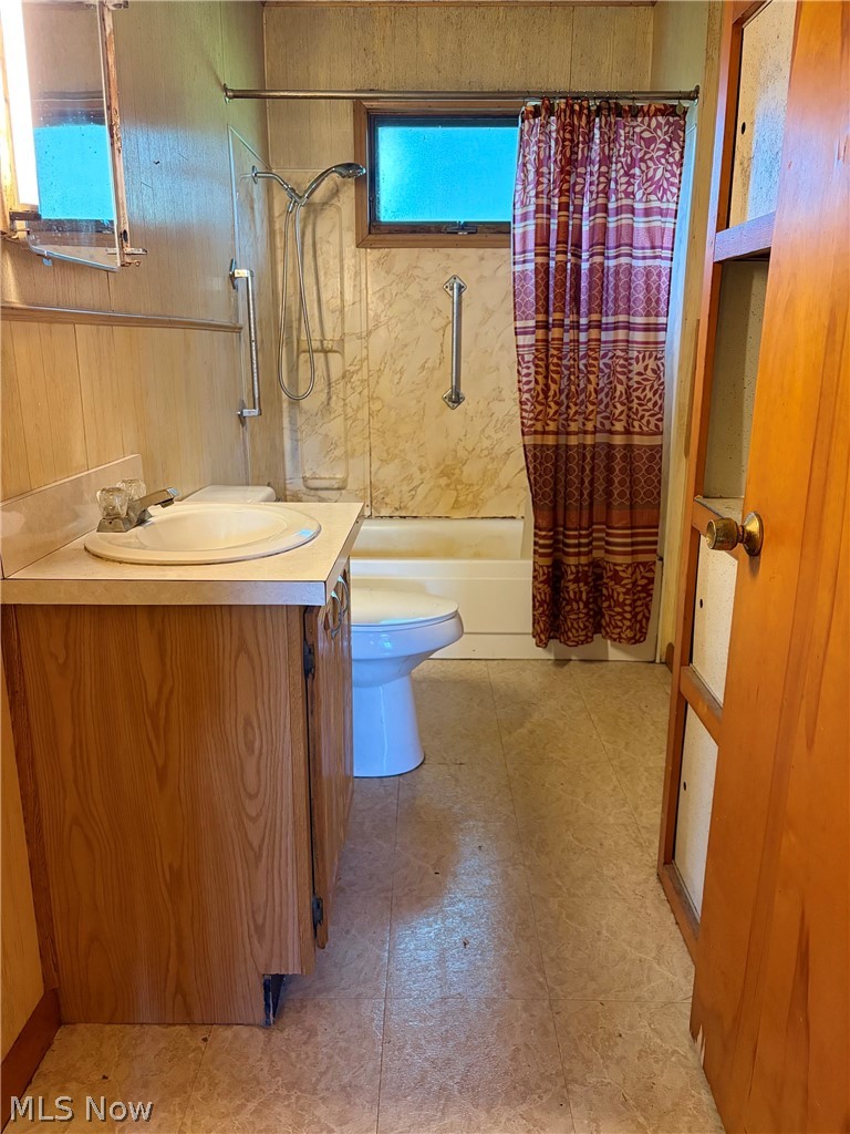 5802 State Route 212 Mineral City OH 44656