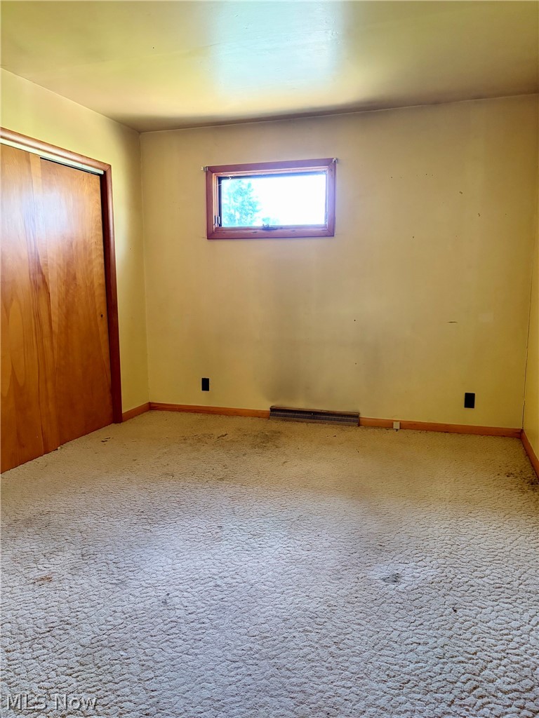 5802 State Route 212 Mineral City OH 44656