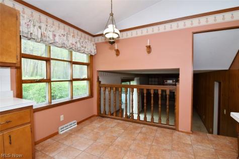 6977 Springledge Road Sagamore Hills OH 44067