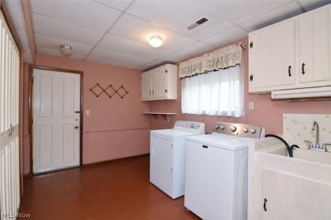 6977 Springledge Road Sagamore Hills OH 44067