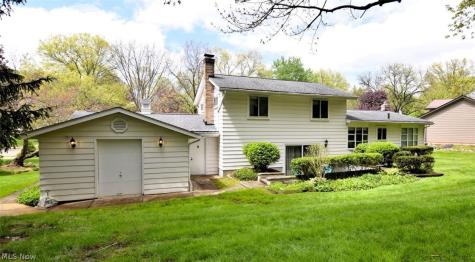 6977 Springledge Road Sagamore Hills OH 44067