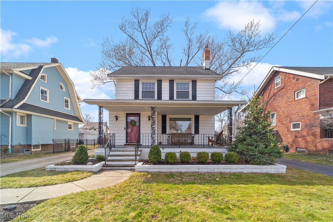 2190 Niagara Drive Lakewood OH 44107