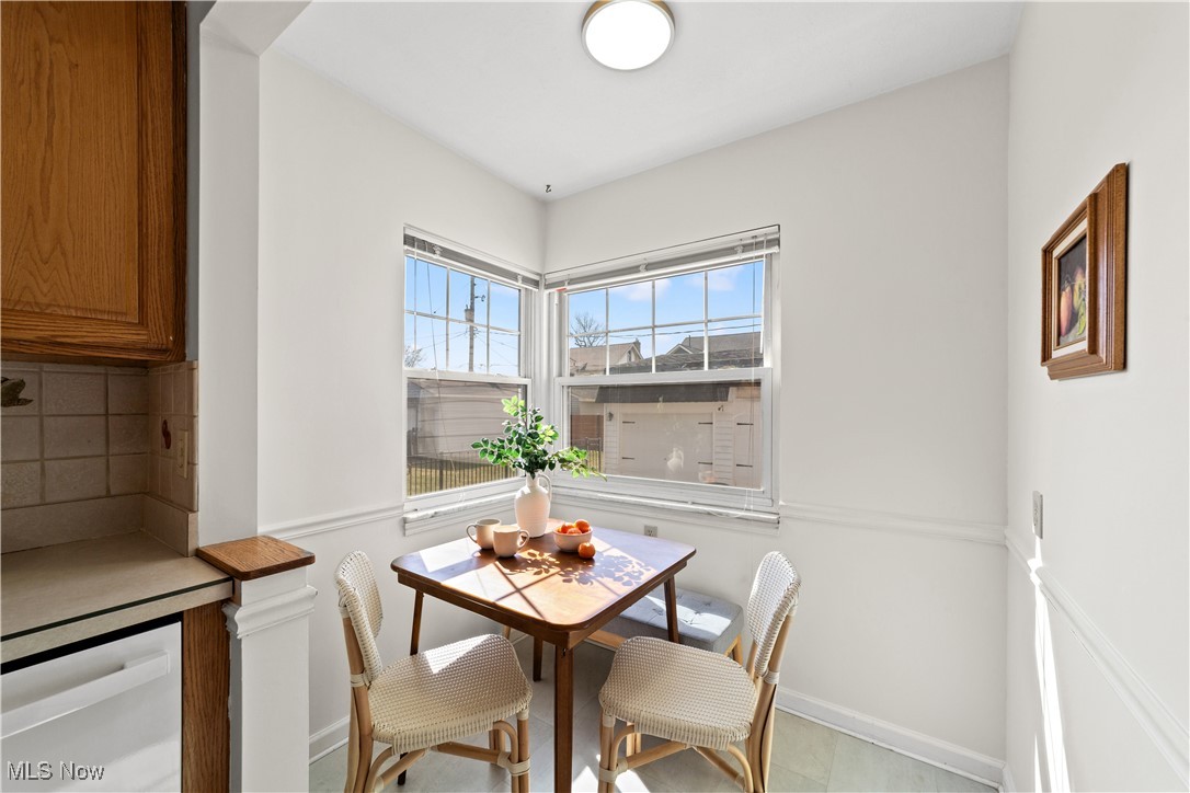 2190 Niagara Drive Lakewood OH 44107