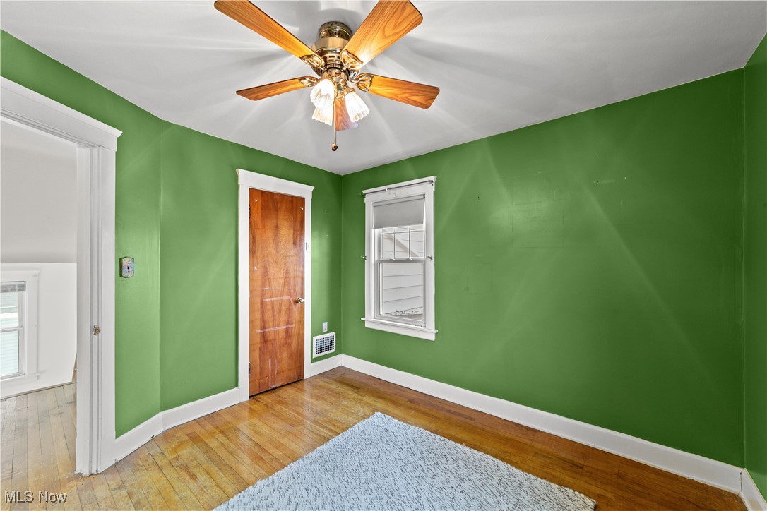 2190 Niagara Drive Lakewood OH 44107