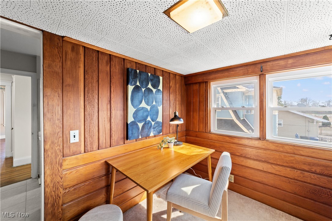 2190 Niagara Drive Lakewood OH 44107