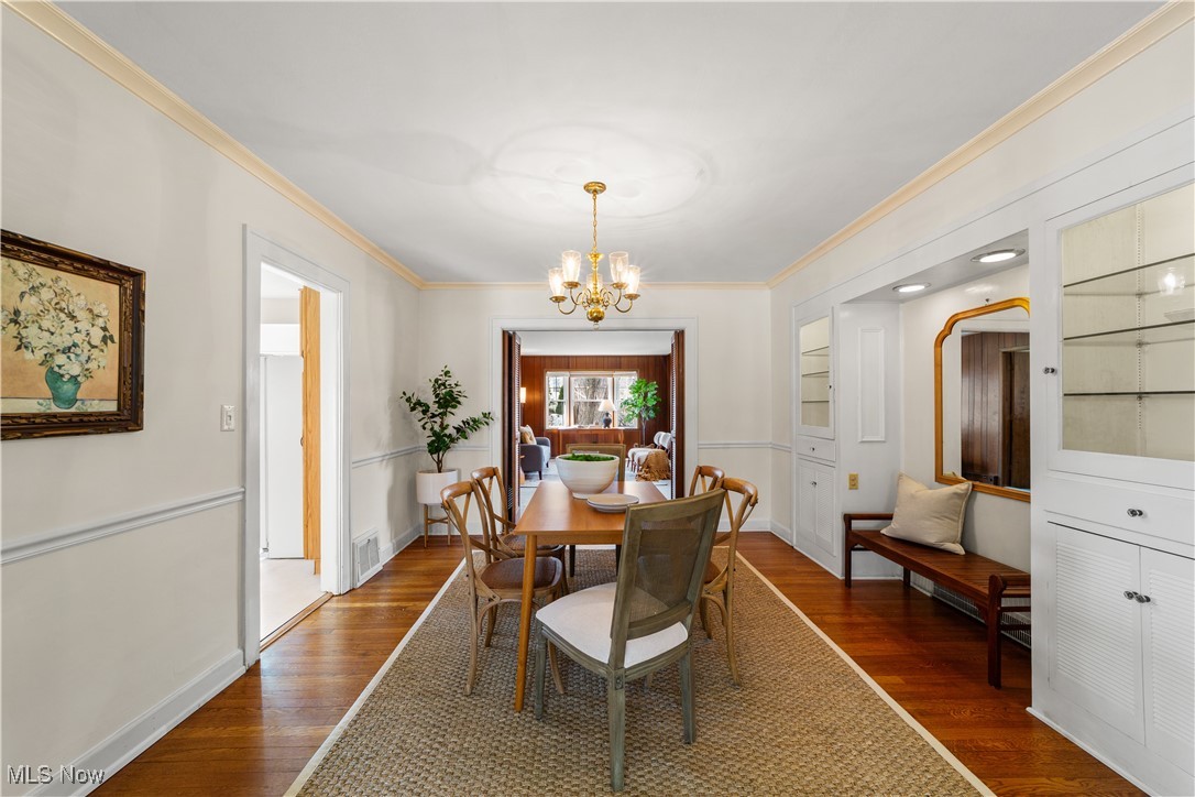 2190 Niagara Drive Lakewood OH 44107