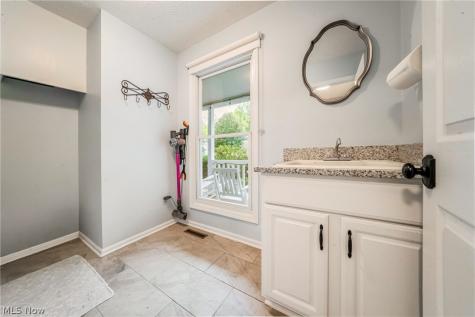 3453 Barrington Drive Avon OH 44011
